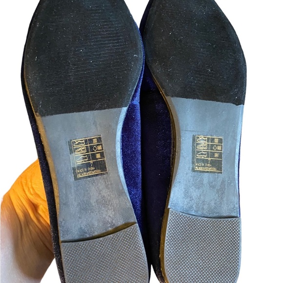 NWT In Box Yoki Navy Urban Flats With Ankle Wrap Velour Ballet Style Shoes - Picture 6 of 8